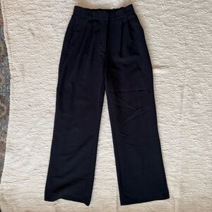 Abercrombie & Fitch Sloane Tailored Wide Leg Pant in Black